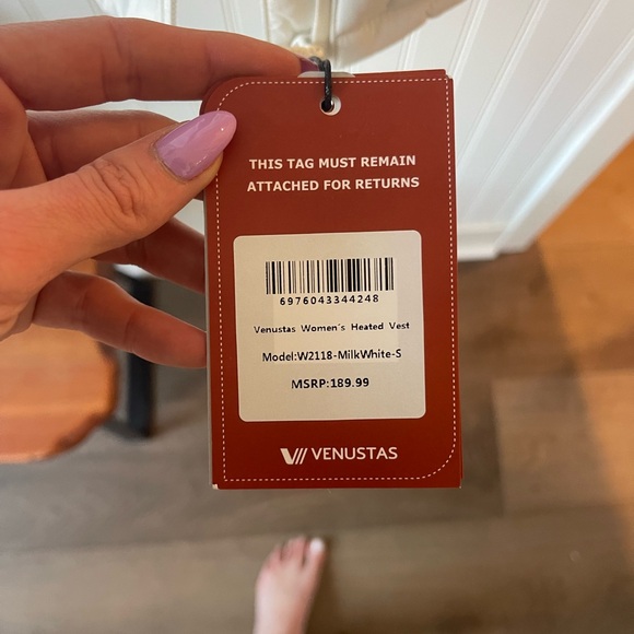 VENUS Heated Women's White Puffer Vest - Picture 4 of 7